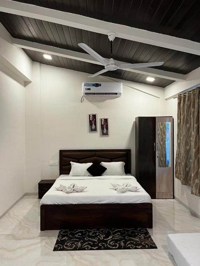 The Retreat-Pool Villa 5Bhk With Indoor Pool And 1200Sq Feet Deck Area Igatpuri Dış mekan fotoğraf
