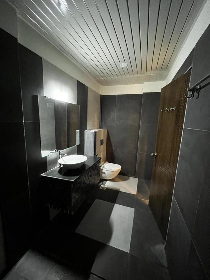 The Retreat-Pool Villa 5Bhk With Indoor Pool And 1200Sq Feet Deck Area Igatpuri Dış mekan fotoğraf