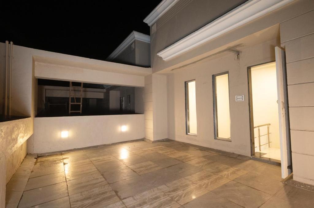 The Retreat-Pool Villa 5Bhk With Indoor Pool And 1200Sq Feet Deck Area Igatpuri Dış mekan fotoğraf